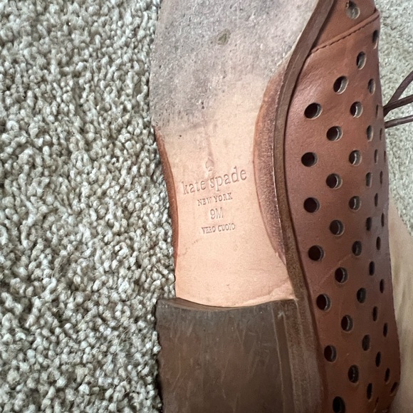 Kate Spade New York Luca Perforated Leather Oxfords – Women’s Size 9M - Picture 3 of 7